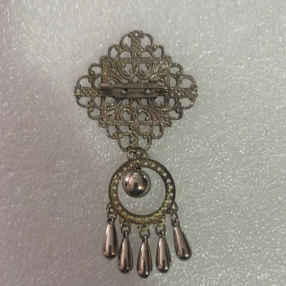 Elegant Dangle Brooch Pin - Picture 3 of 6
